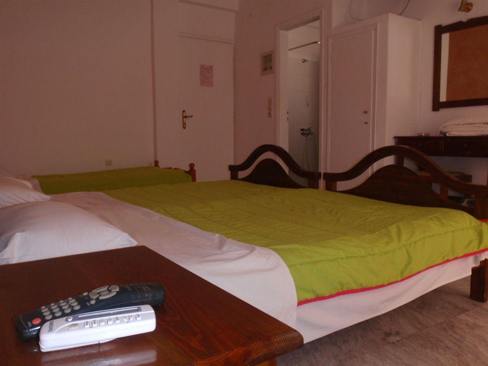 Anna'S Otel Karterados  Dış mekan fotoğraf